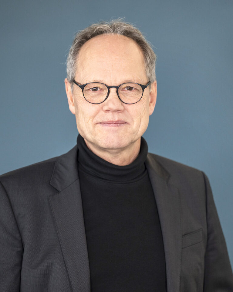 Portrait von Prof. Dr. Kai Gniffke